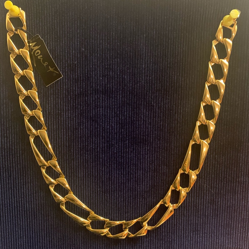 3 for $35😈😈Monet necklace